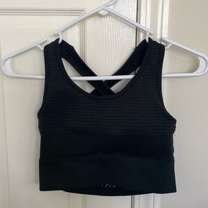 Black Alphalete Vault Sportsbra